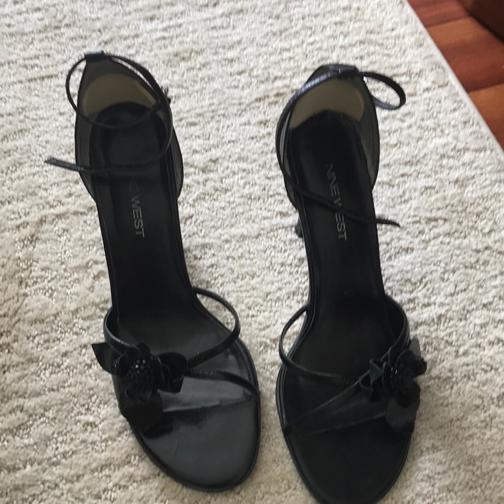 Black Nine West high heeled sandals